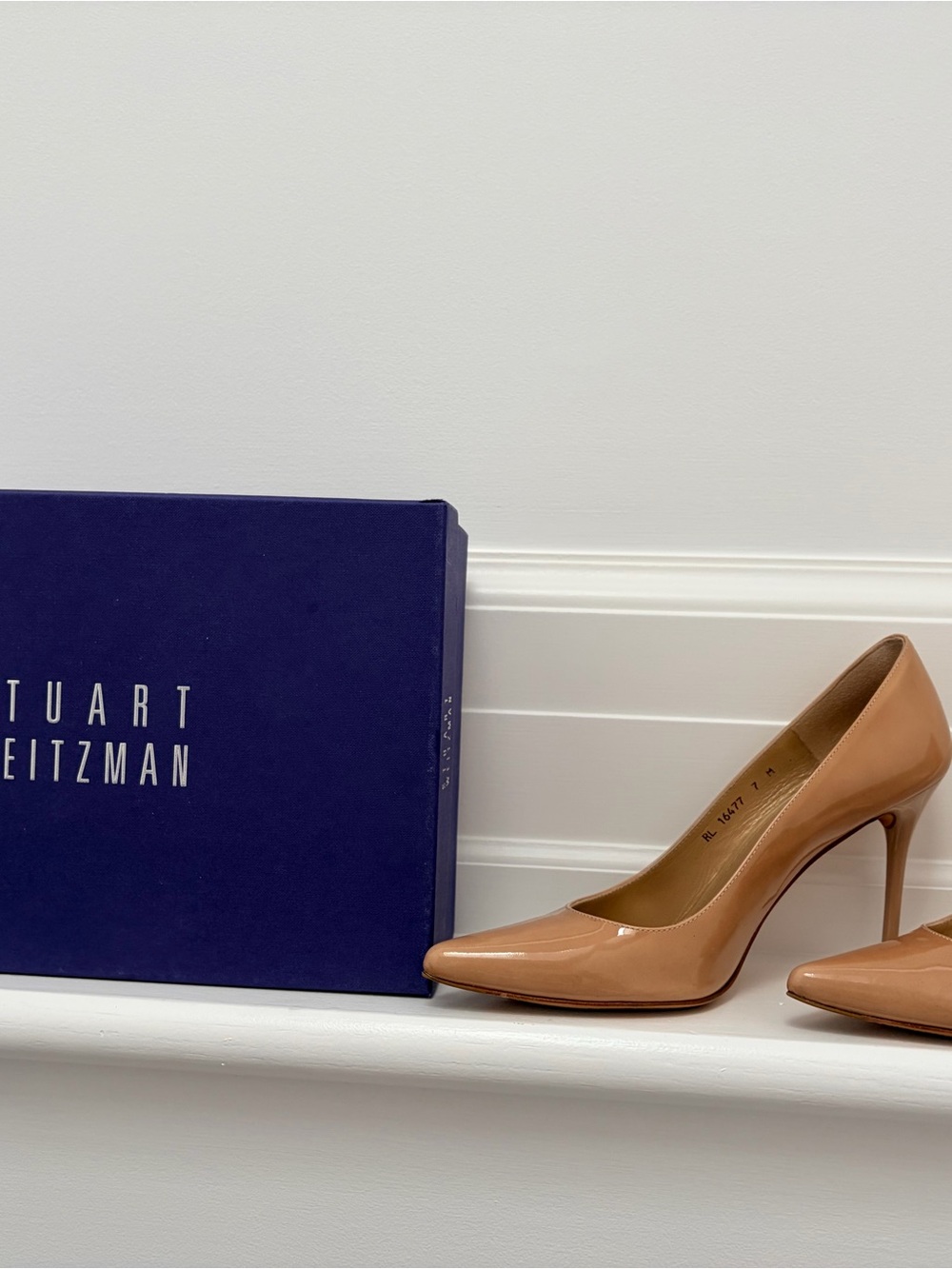 Stuart Weitzman Patent Leather Pointed-Toe Pumps in Tan